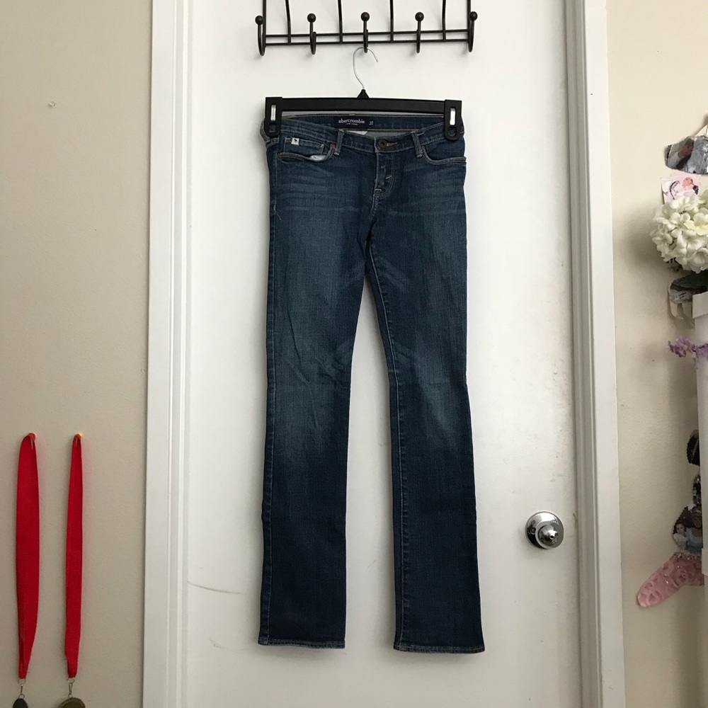 TWO PAIRS Abercrombie Jeans (SWIPE)